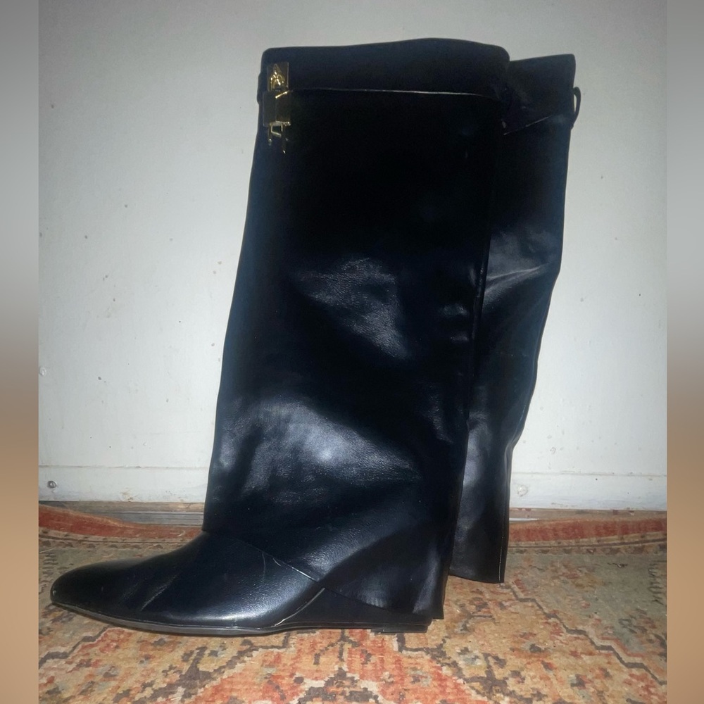 Wedged Shark Boots